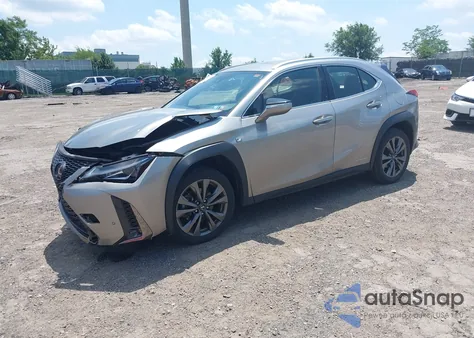 2021 Lexus Ux 250H F Sport z USA, uszkodzony, nr VIN JTHR9JBH9M2049437